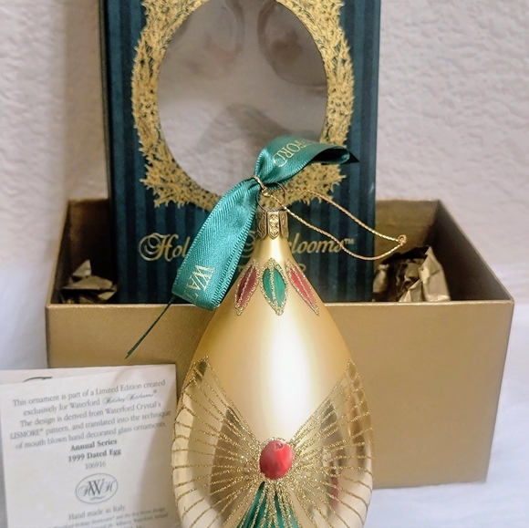WATERFORD HOLIDAY HEIRLOOMS 1998 DATED EGG CHRISTMAS ORNAMENT - Picture 4 of 16
